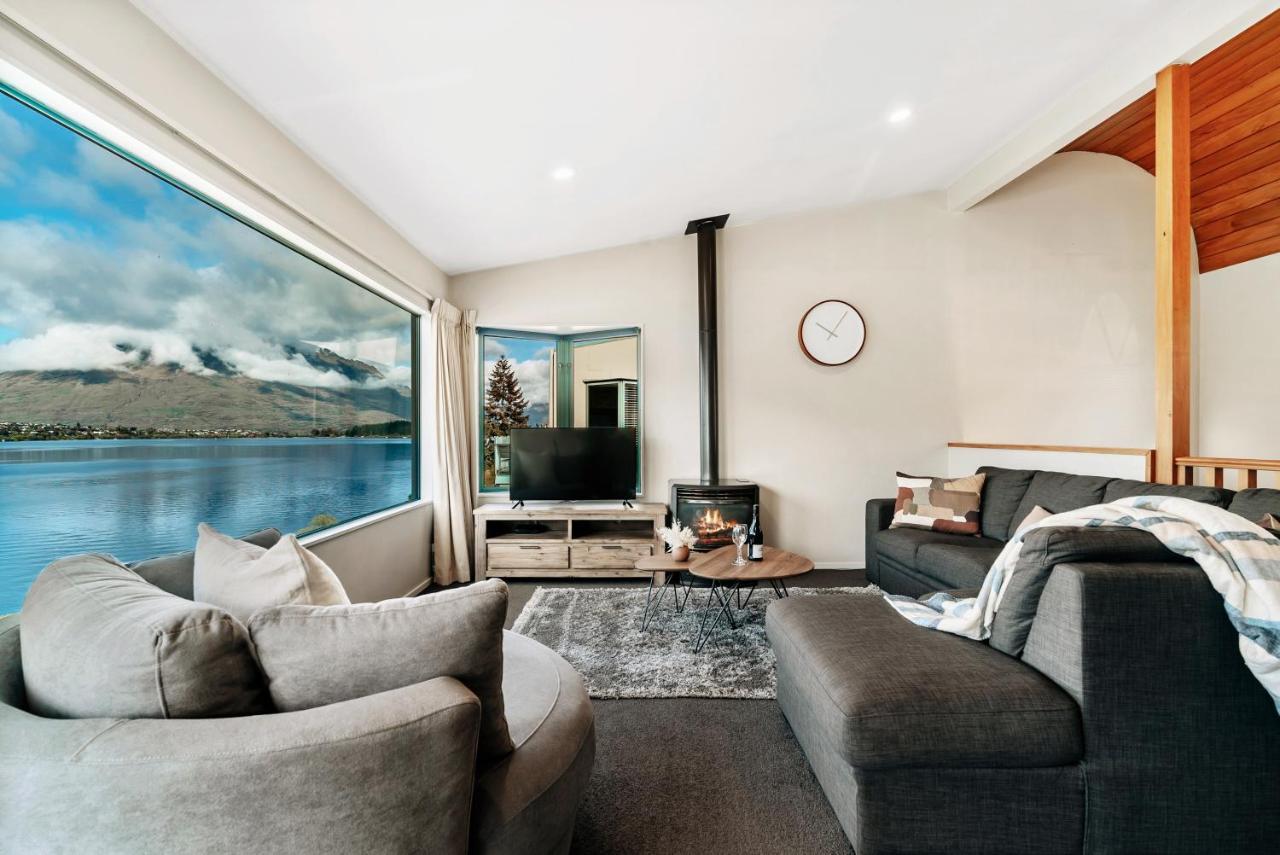 Lakefront Living At Remarkables Retreat - West ควีนส์ทาวน์ ภายนอก รูปภาพ